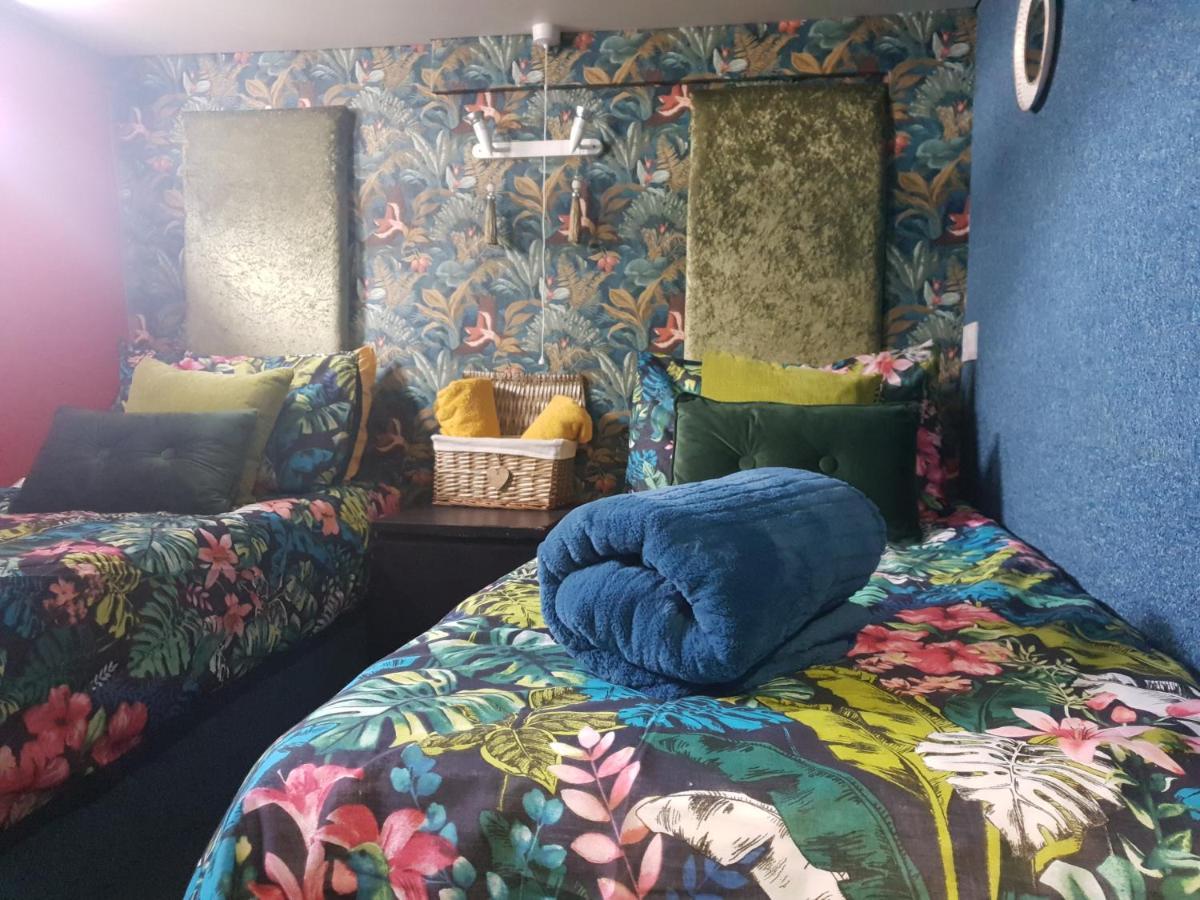 Jasmine Coral Jay Boutique Boatel Ocean Village Γιβραλτάρ Εξωτερικό φωτογραφία