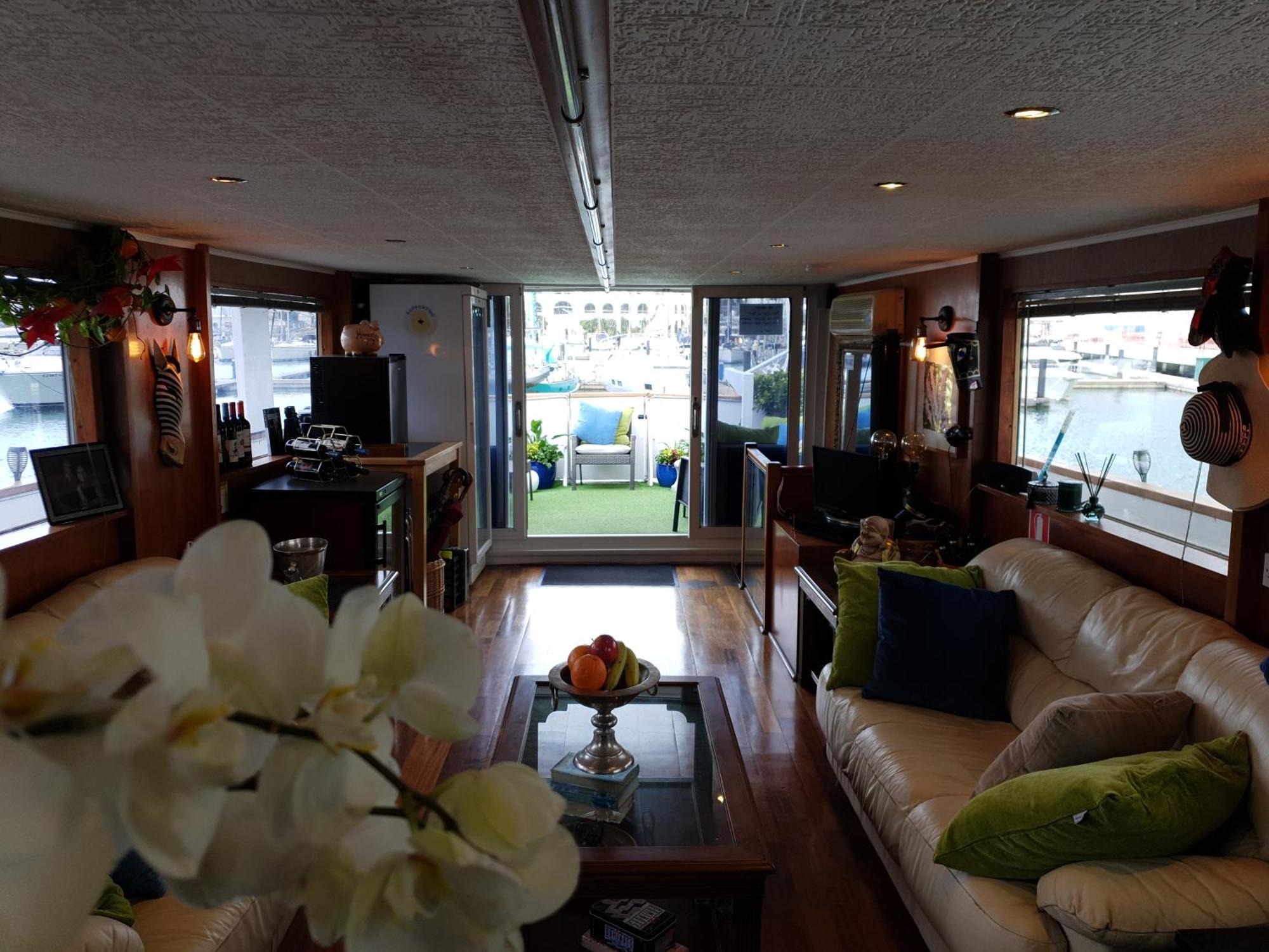 Jasmine Coral Jay Boutique Boatel Ocean Village Γιβραλτάρ Δωμάτιο φωτογραφία