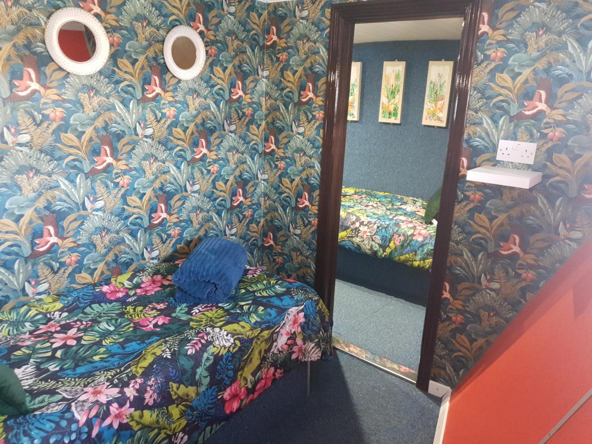 Jasmine Coral Jay Boutique Boatel Ocean Village Γιβραλτάρ Δωμάτιο φωτογραφία